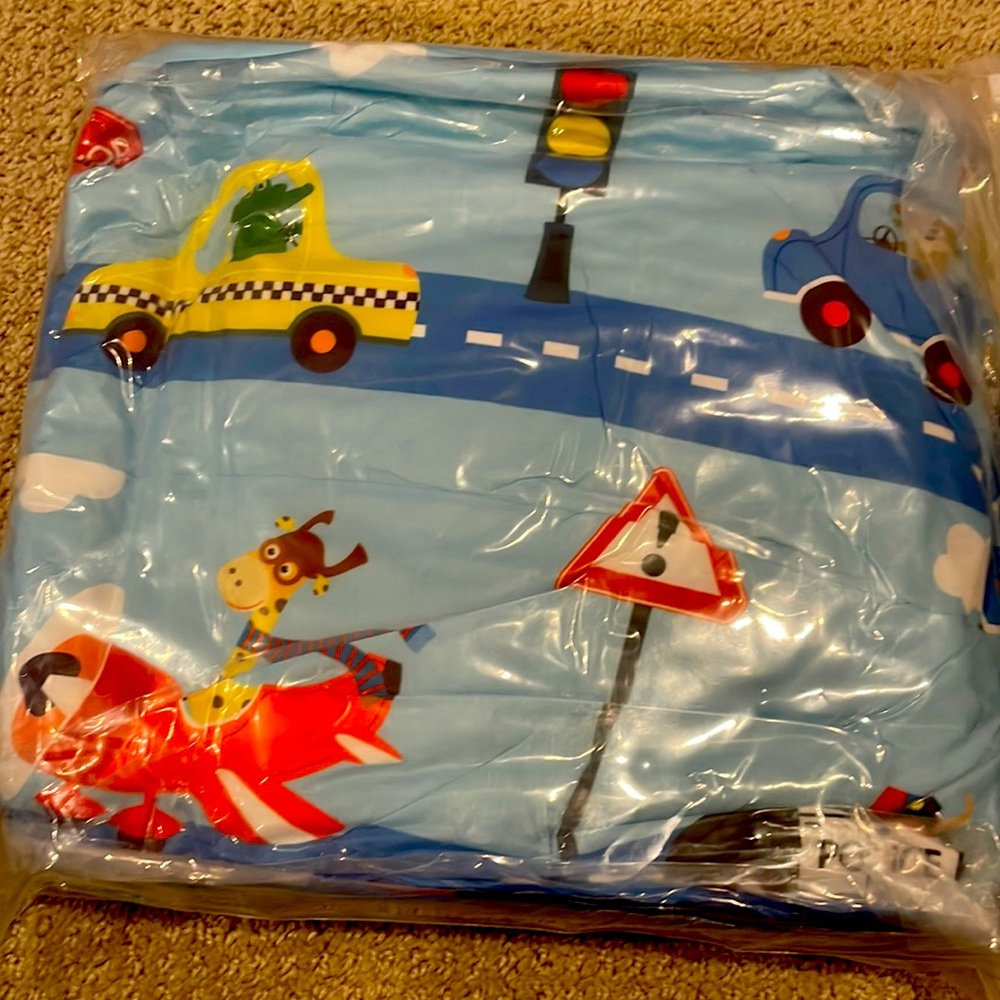 New! Toddler cars & road sheet set 🩵🧡